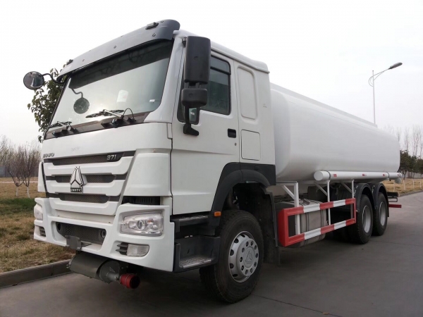 HOWO 6x4 20m3 oil tanker truck