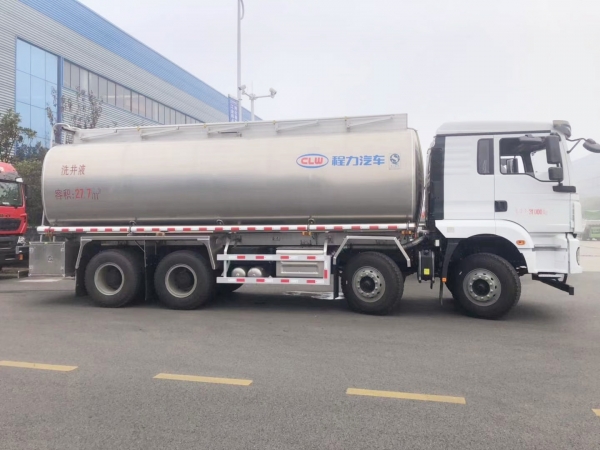 Shacman 8x4 28000L Aluminium alloy fuel tank truck
