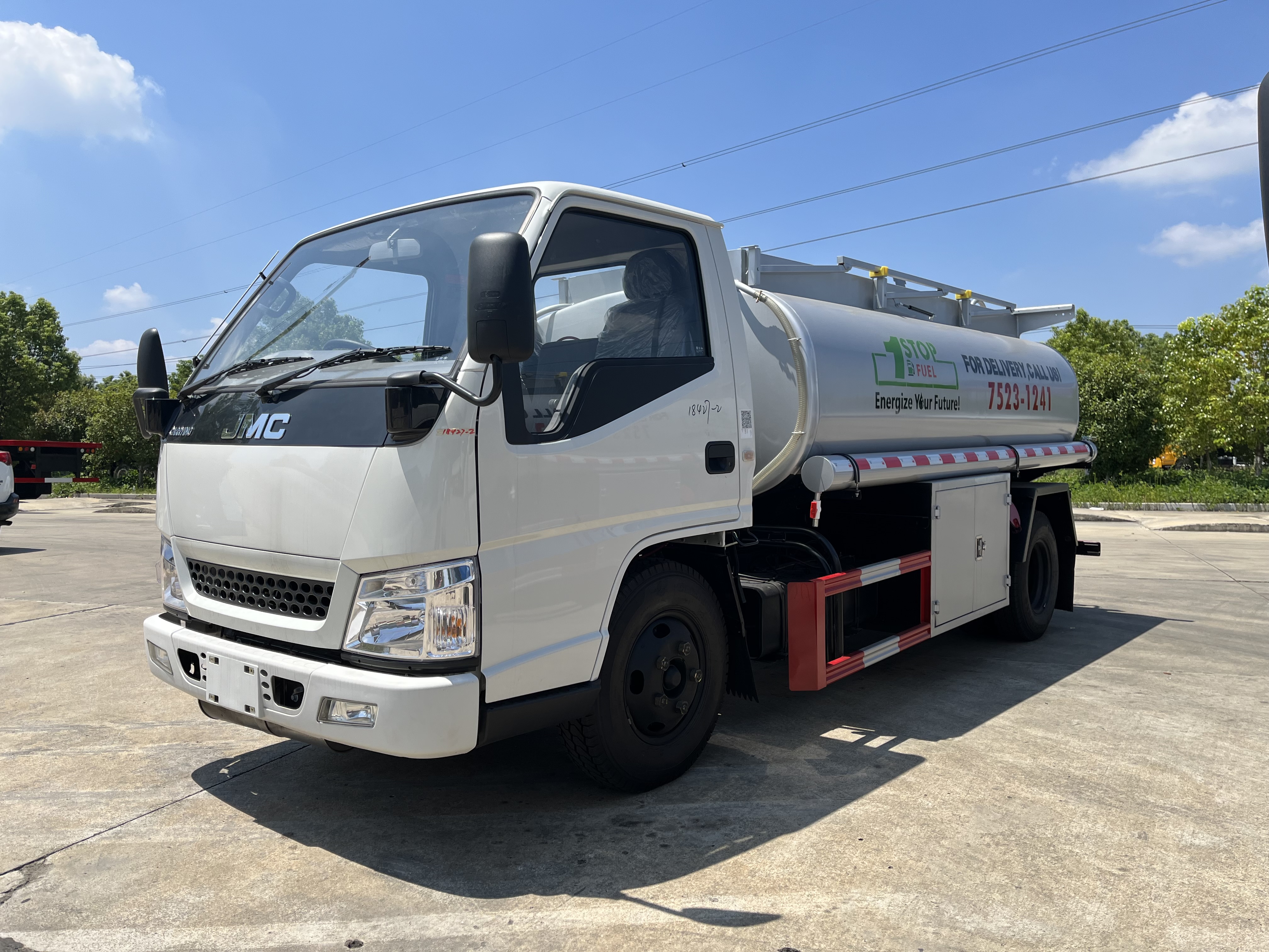 JMC 4x2 5000L Mobile Fuel Truck