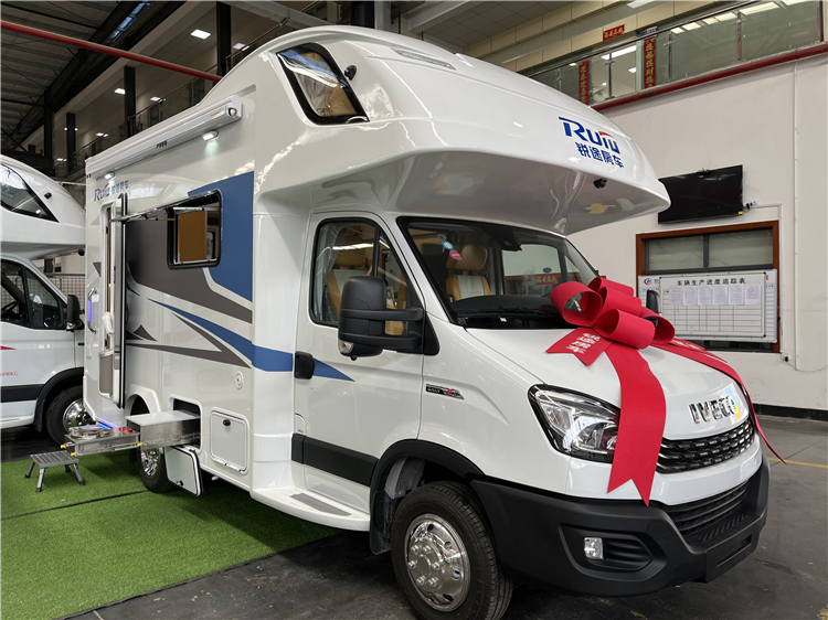 IVECO DAILY 4x2 RV Camper Van With Rear Entry
