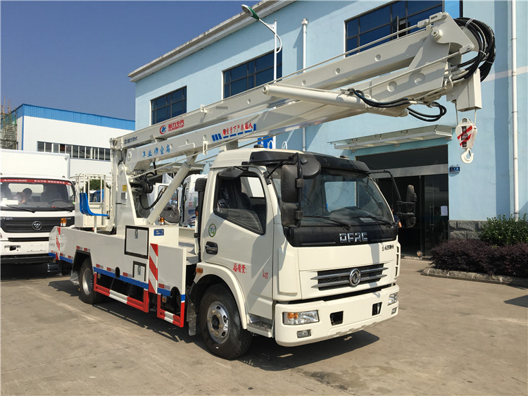 Dongfeng 4x2 18M Aerial Work Platform Truck