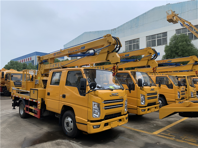 JMC 4x2 16M Folding Boom Aerial Work Truck
