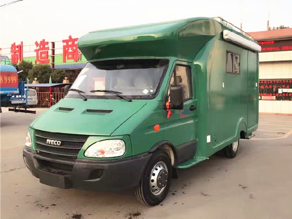 IVECO DAILY 4x2 Mobile Catering Truck