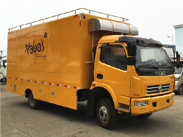 Dongfeng DLK 4x2 Mobile Food Catering Truck