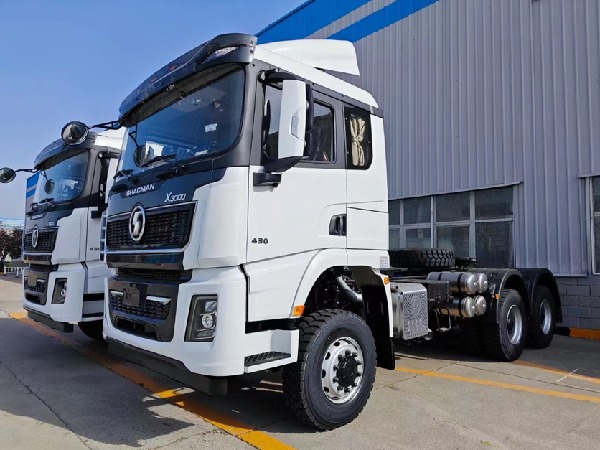 SHACMAN X3000 6x4 Tractor Truck 430HP