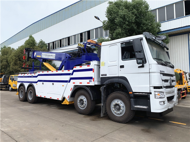 HOWO 8x4 Heavy Duty Rotary Wrecker Tow Truck