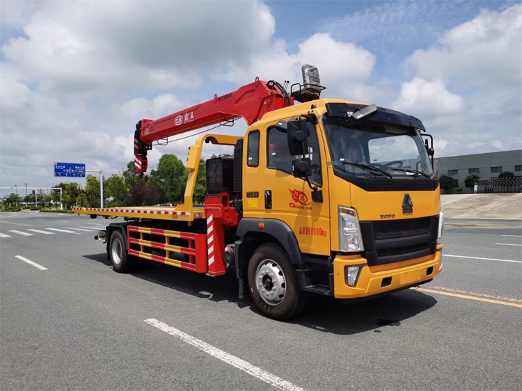 HOWO G5X 4x2 Rollback Tow Truck Mounted Crane