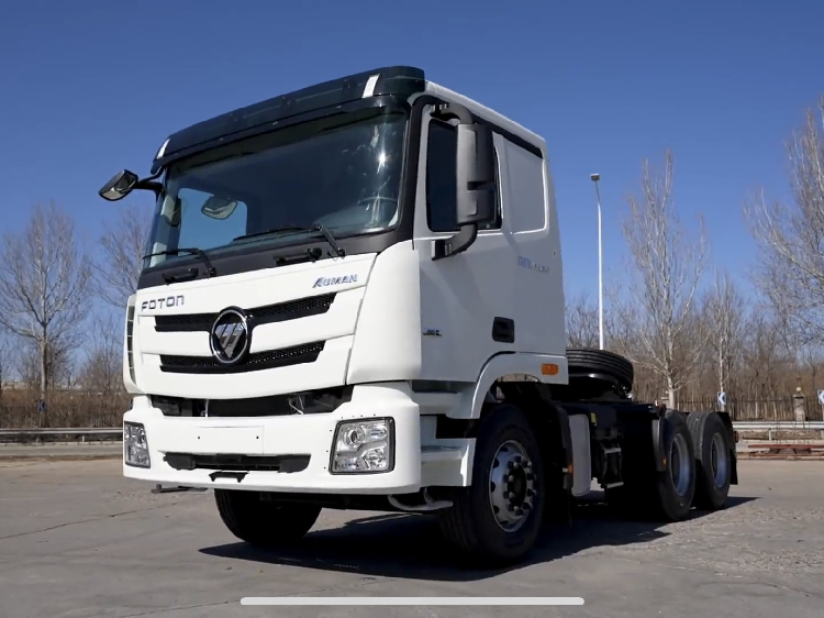 FOTON AUMAN 6x4 400HP Tractor Truck